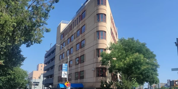 Elmhurst Hospital Center