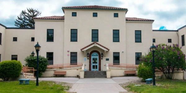 John L. Norris - Addiction Treatment Center